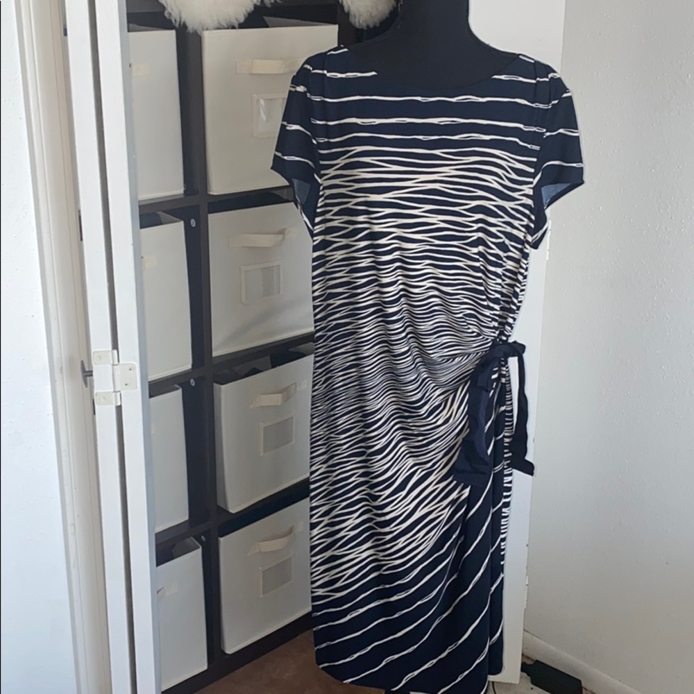 NAVY VINTAGE DRESS